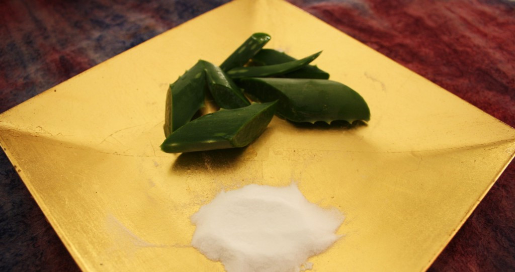 aloe_vera_and cornstarch